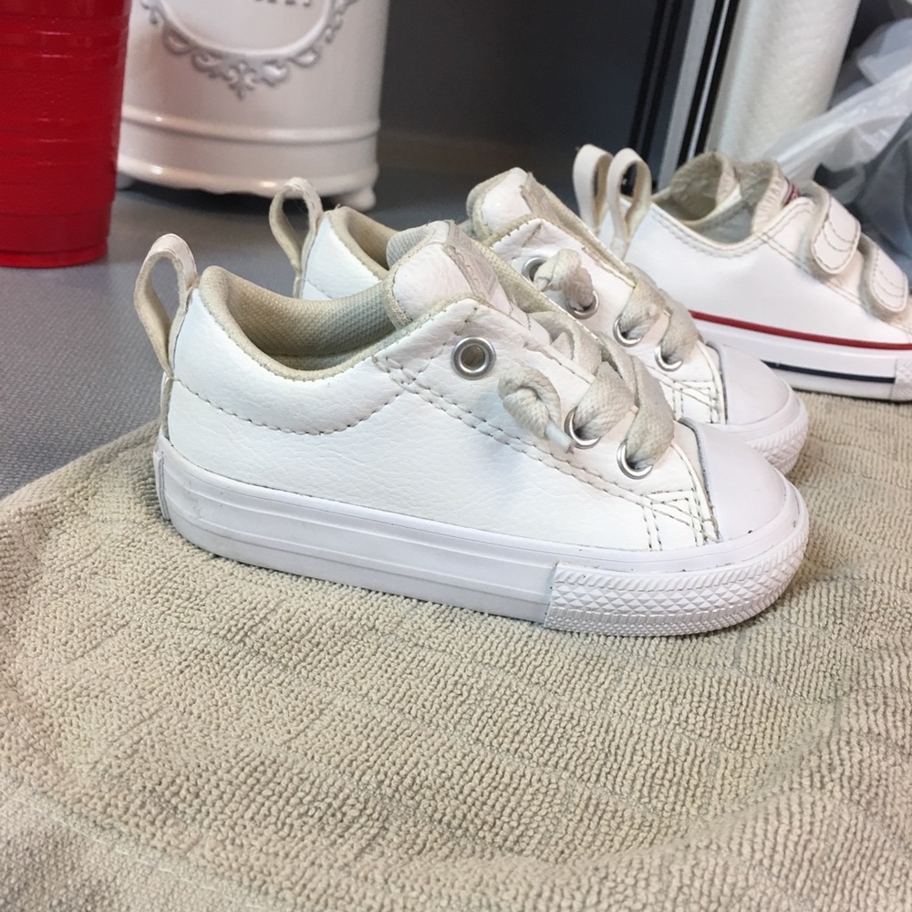 White Toddler Converse Sz 5